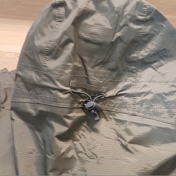 Patagonia Torrentshell XL - Picture 3 of 7